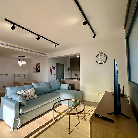 New Amazing 2 Bedroom Flat Near Casino Mall Limassol