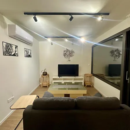 New Amazing 2 Bedroom Flat Near Casino Mall Apartman *