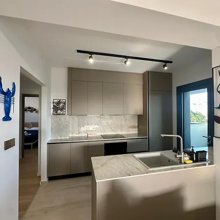 Apartmán New Amazing 2 Bedroom Flat Near Casino Mall Lemesos