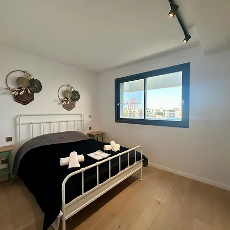 New Amazing 2 Bedroom Flat Near Casino Mall דירה