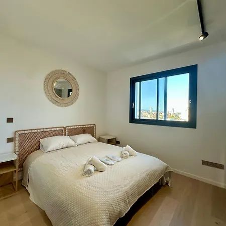 New Amazing 2 Bedroom Flat Near Casino Mall