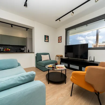 New Amazing 2 Bedroom Flat Near Casino Mall *