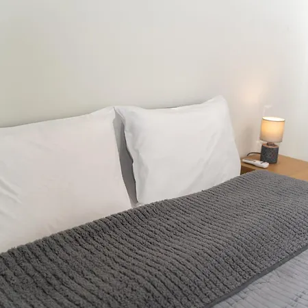 Апартаменты New Amazing 2 Bedroom Flat Near Casino Mall Лимасол