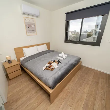 Апартаменты New Amazing 2 Bedroom Flat Near Casino Mall