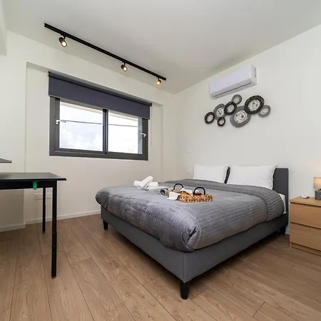 Апартаменты New Amazing 2 Bedroom Flat Near Casino Mall