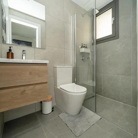 Апартаменты New Amazing 2 Bedroom Flat Near Casino Mall *